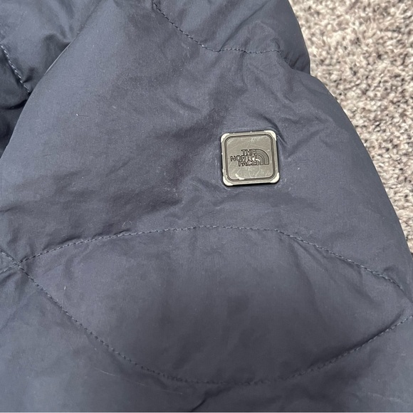 Women’s Sz SMALL North Face Parka (550) - Picture 5 of 11